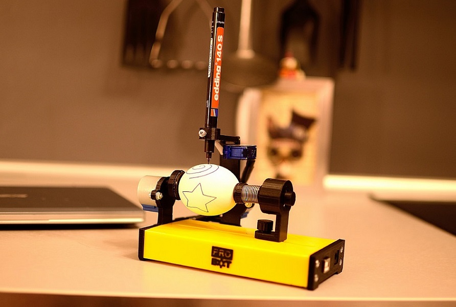 Дешевый робот